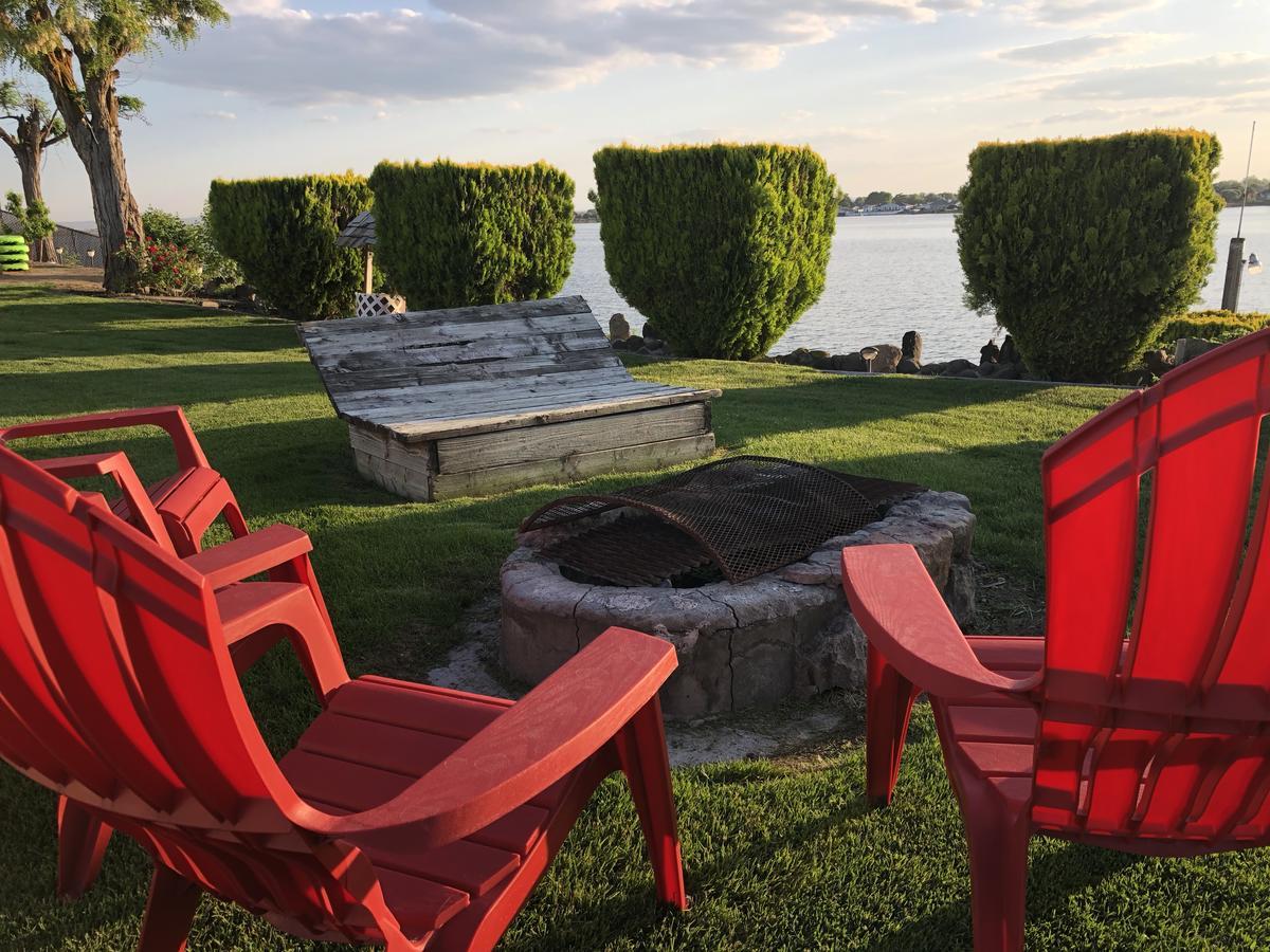 Lakeshore Inn Water Front Moses Lake Extérieur photo